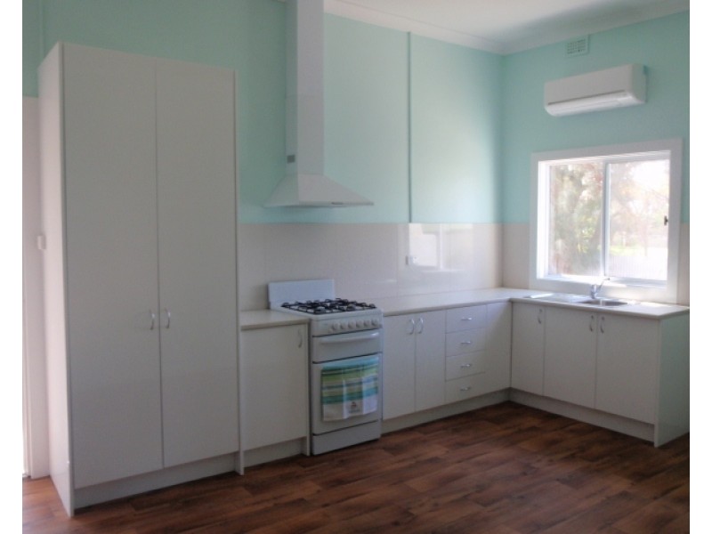 2 Centenary Rd, Streaky Bay SA 5680