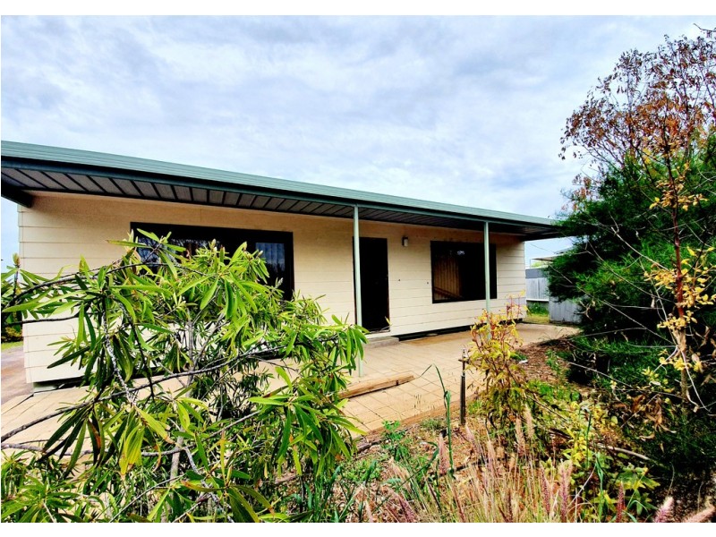 1/16 Mudge Terrace, Streaky Bay SA 5680