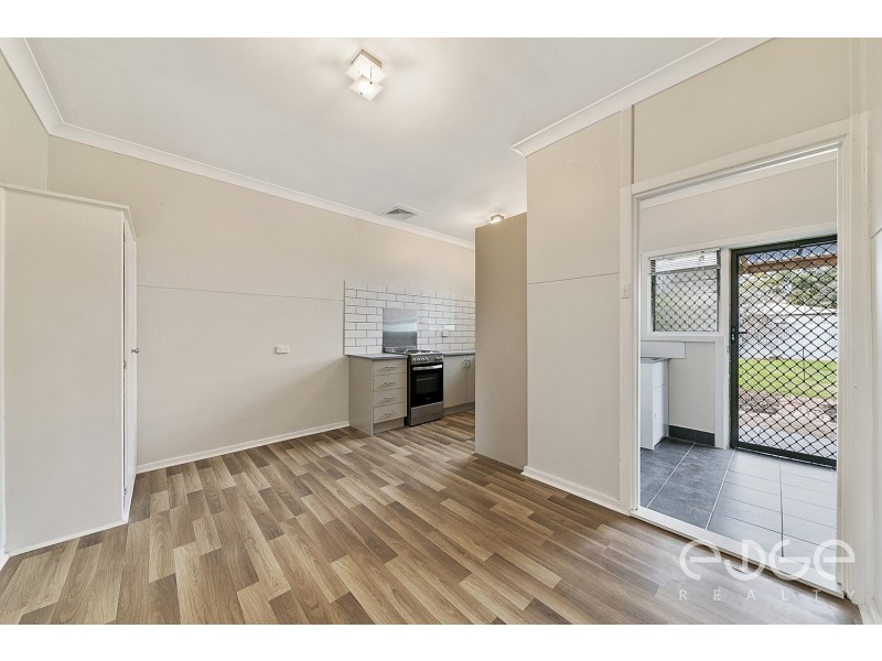 33 Secombe Street, Elizabeth Grove SA 5112