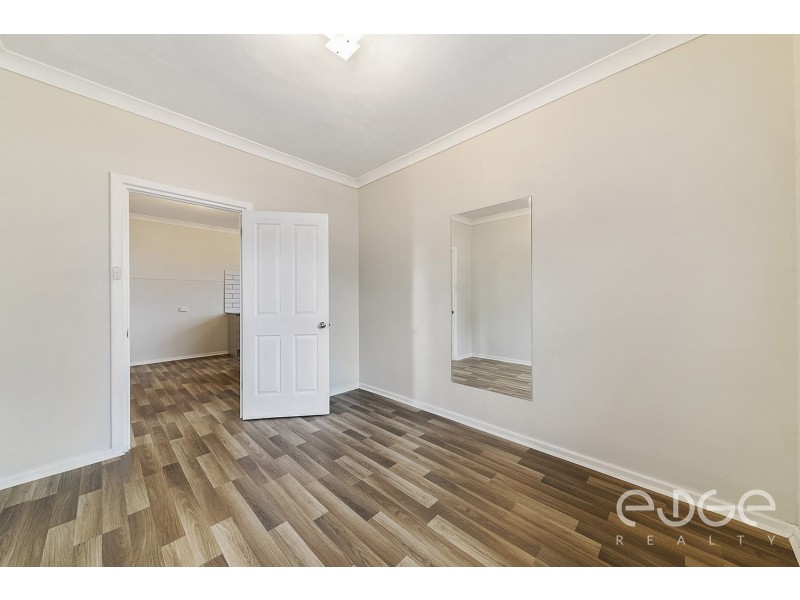 33 Secombe Street, Elizabeth Grove SA 5112