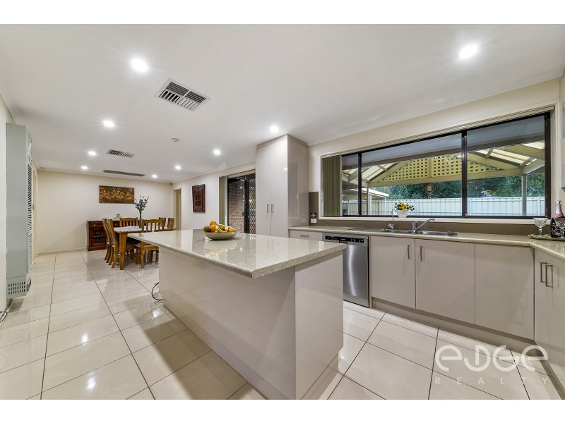 18-19 Colchester Court, Salisbury Heights SA 5109