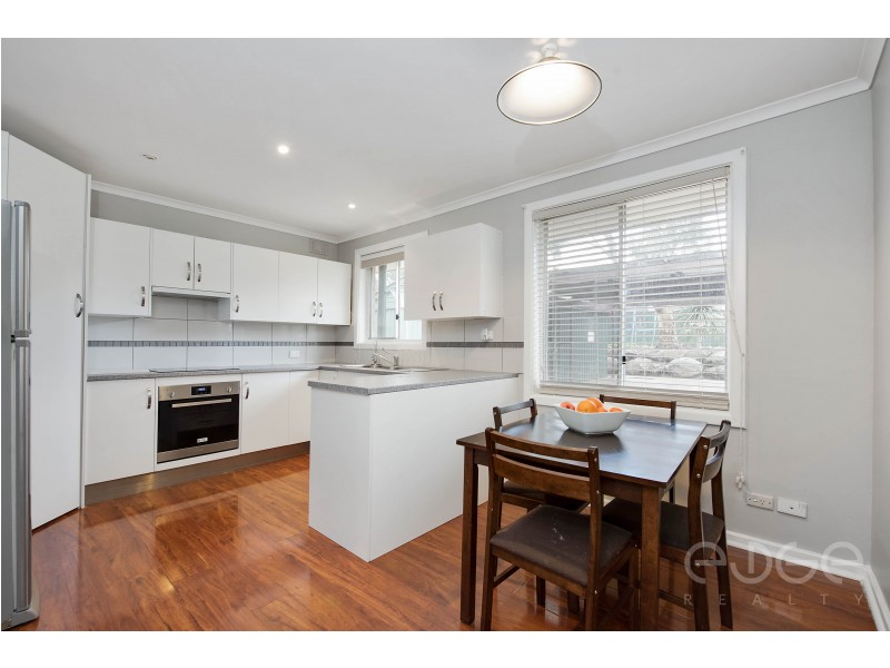 30 Woodlands Road, Elizabeth Downs SA 5113