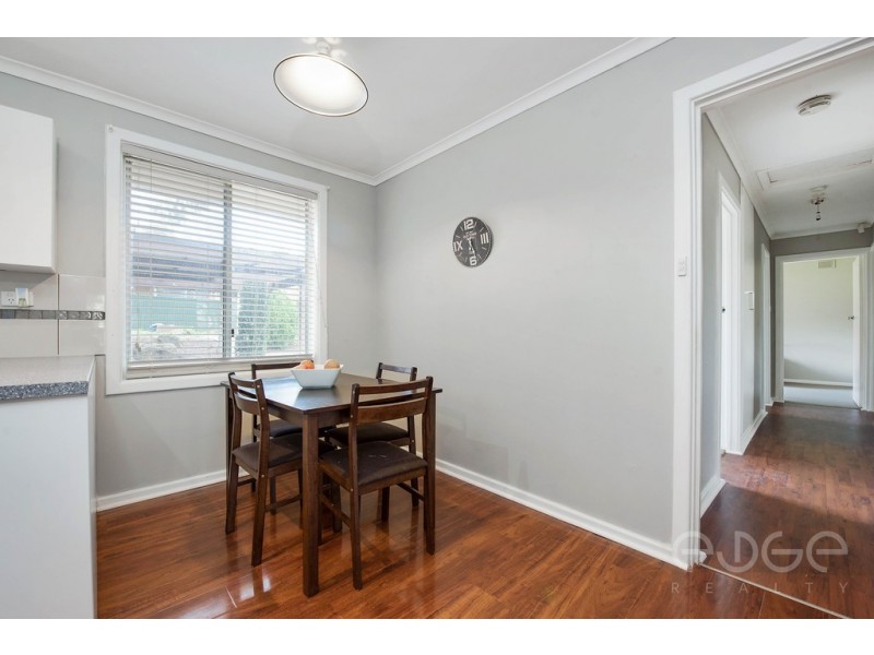 30 Woodlands Road, Elizabeth Downs SA 5113