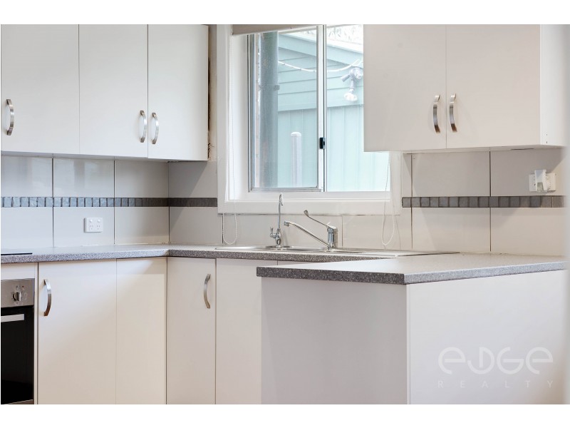 30 Woodlands Road, Elizabeth Downs SA 5113