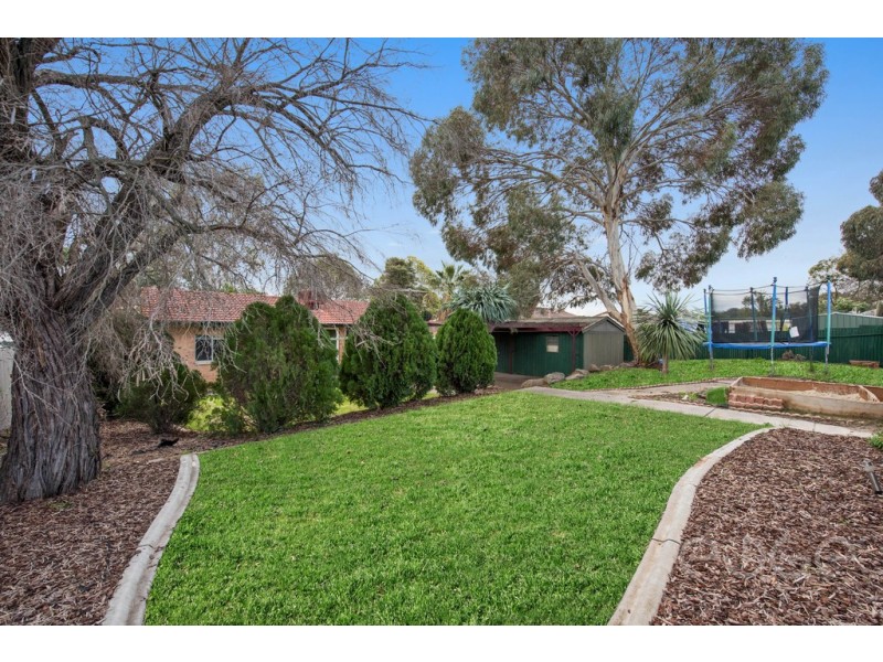 30 Woodlands Road, Elizabeth Downs SA 5113