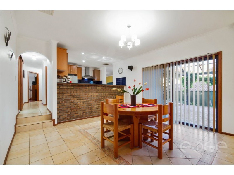 9 Jenolan Crescent, Hillbank SA 5112