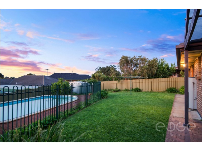 9 Jenolan Crescent, Hillbank SA 5112