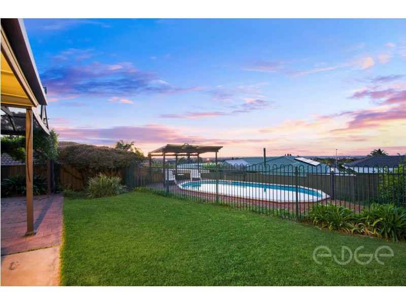 9 Jenolan Crescent, Hillbank SA 5112