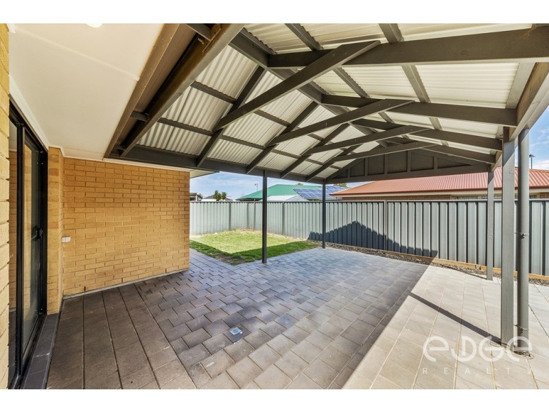 8 Huron Street, Andrews Farm SA 5114
