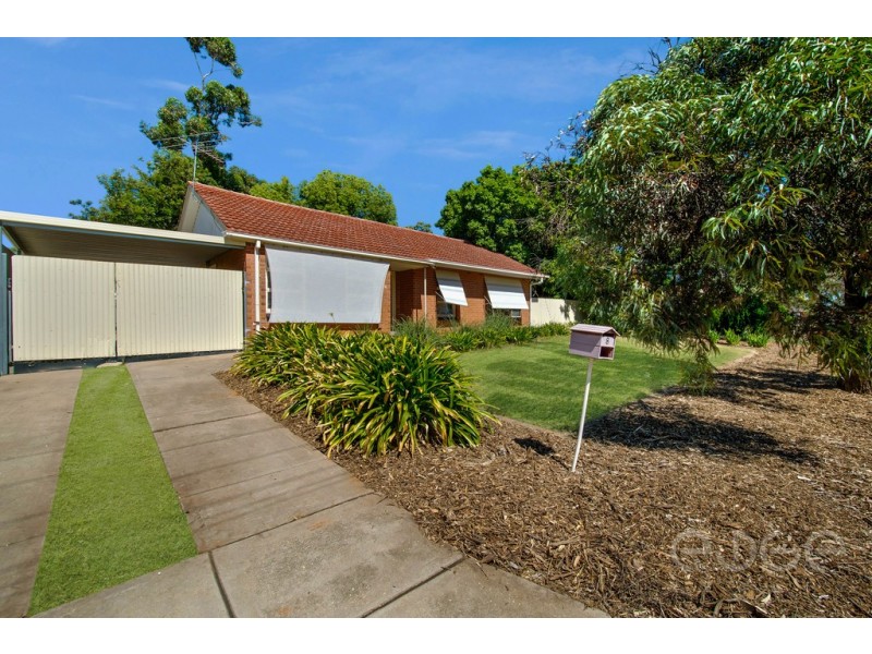 8 Seatown Road, Elizabeth Park SA 5113