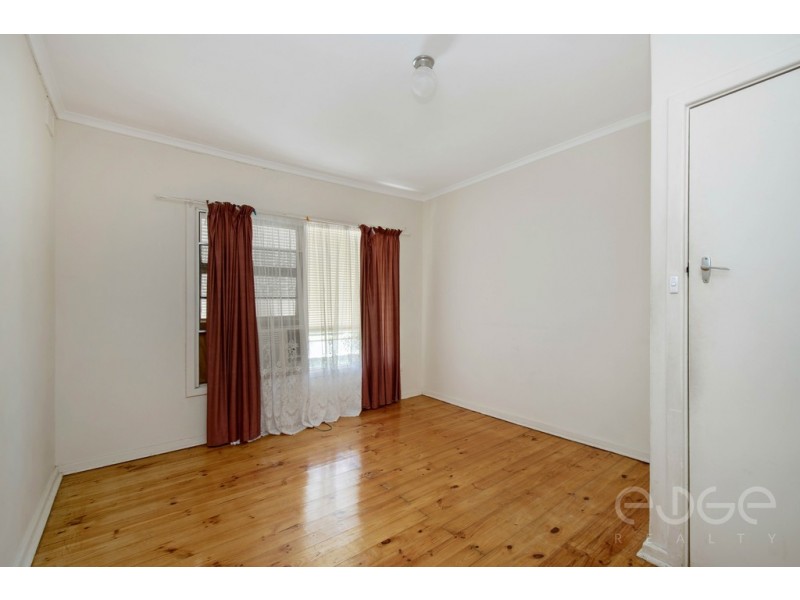 8 Seatown Road, Elizabeth Park SA 5113