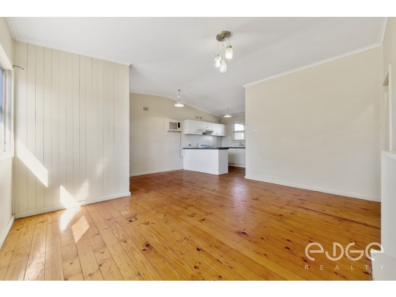 25 Crabb Road, Smithfield Plains SA 5114