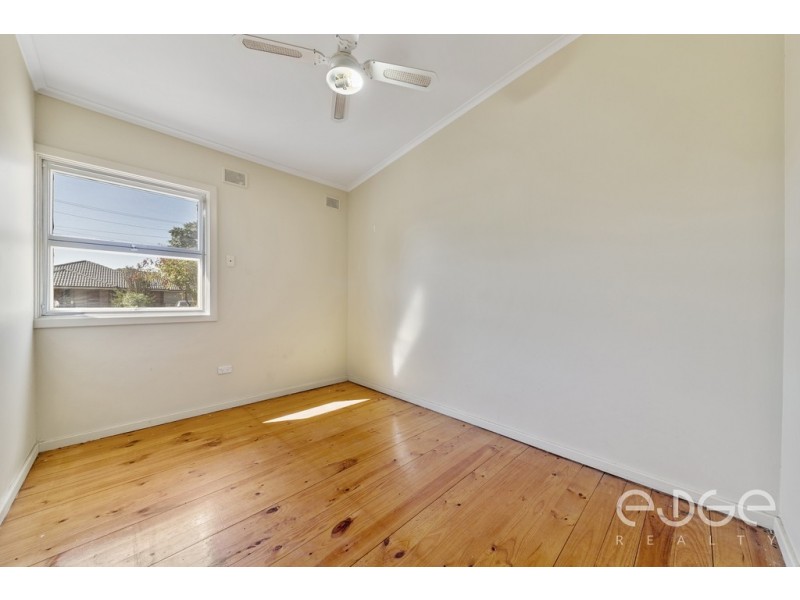 25 Crabb Road, Smithfield Plains SA 5114