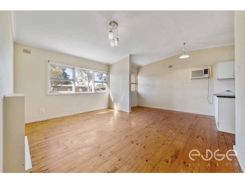 25 Crabb Road, Smithfield Plains SA 5114
