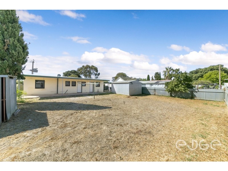 25 Crabb Road, Smithfield Plains SA 5114