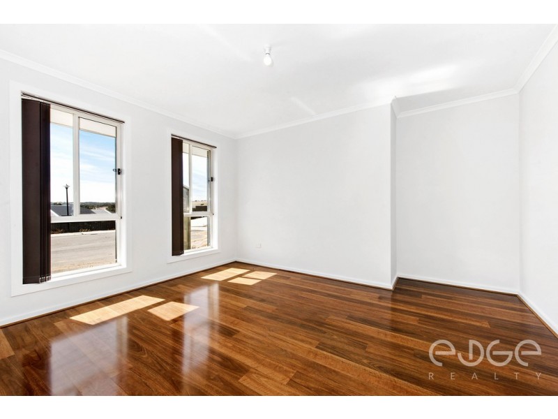 8 Vista Court, Hillbank SA 5112