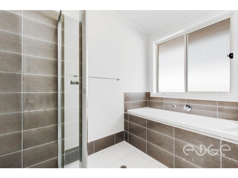 8 Vista Court, Hillbank SA 5112