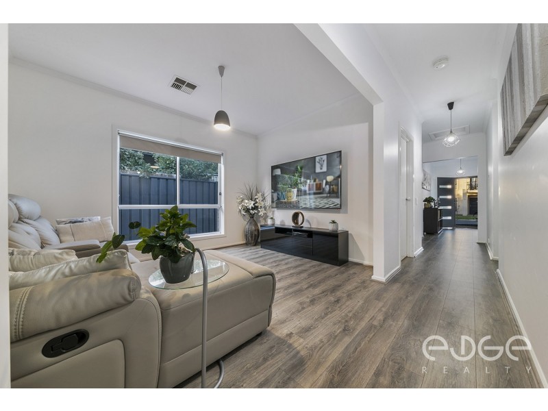 15 Mapleton Circuit, Mawson Lakes SA 5095