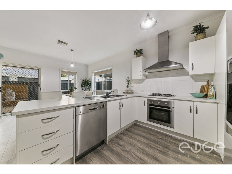 15 Mapleton Circuit, Mawson Lakes SA 5095