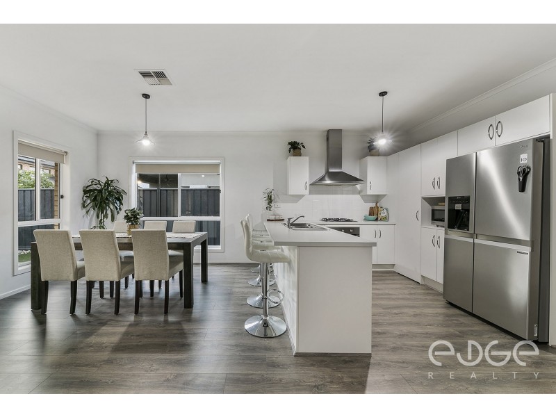 15 Mapleton Circuit, Mawson Lakes SA 5095