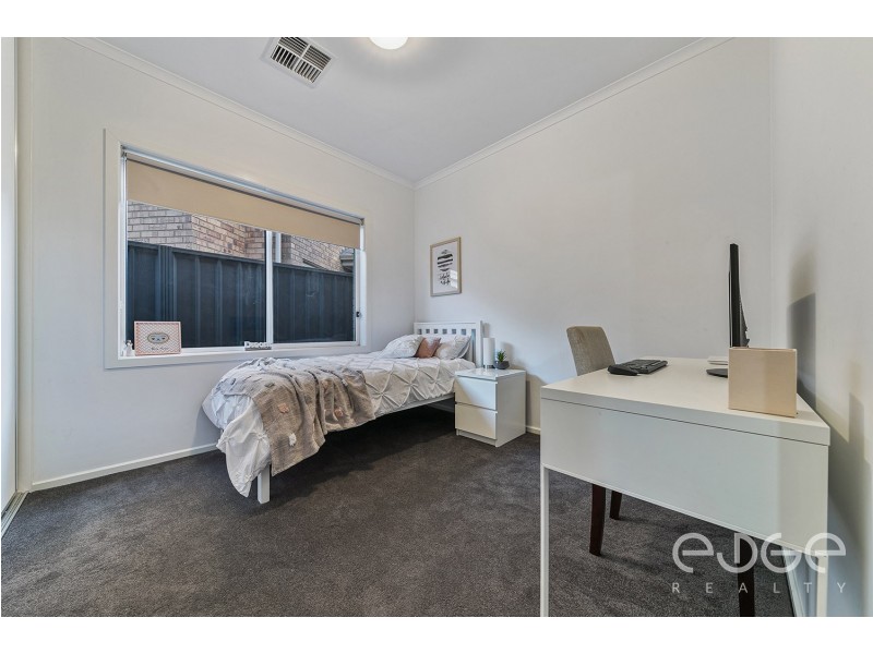 15 Mapleton Circuit, Mawson Lakes SA 5095