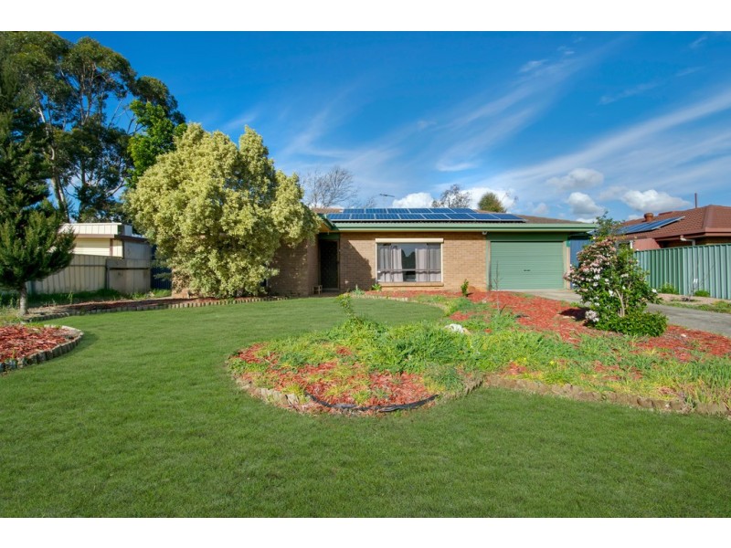 9 President Avenue, Andrews Farm SA 5114