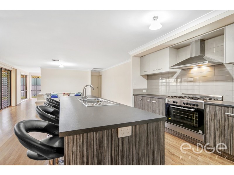17 Vanessa Drive, Burton SA 5110