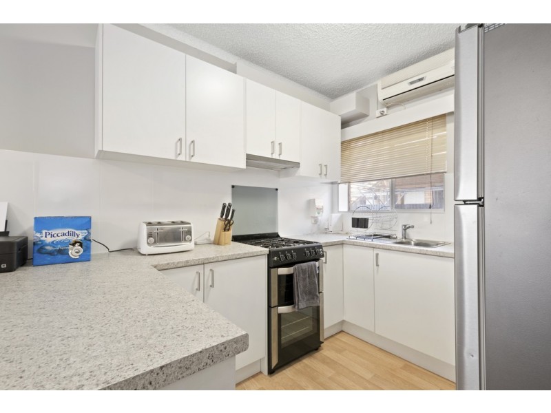 2/271 Henley Beach Road, Brooklyn Park SA 5032