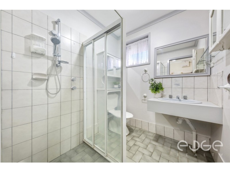 4 Victoria Drive, Parafield Gardens SA 5107