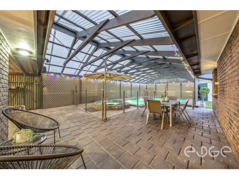 4 Victoria Drive, Parafield Gardens SA 5107