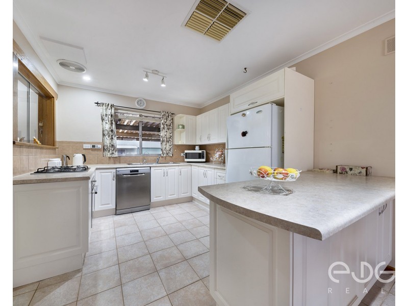24 Londonderry Avenue, Salisbury Downs SA 5108