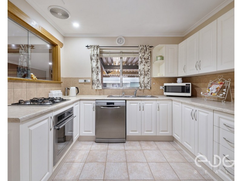 24 Londonderry Avenue, Salisbury Downs SA 5108