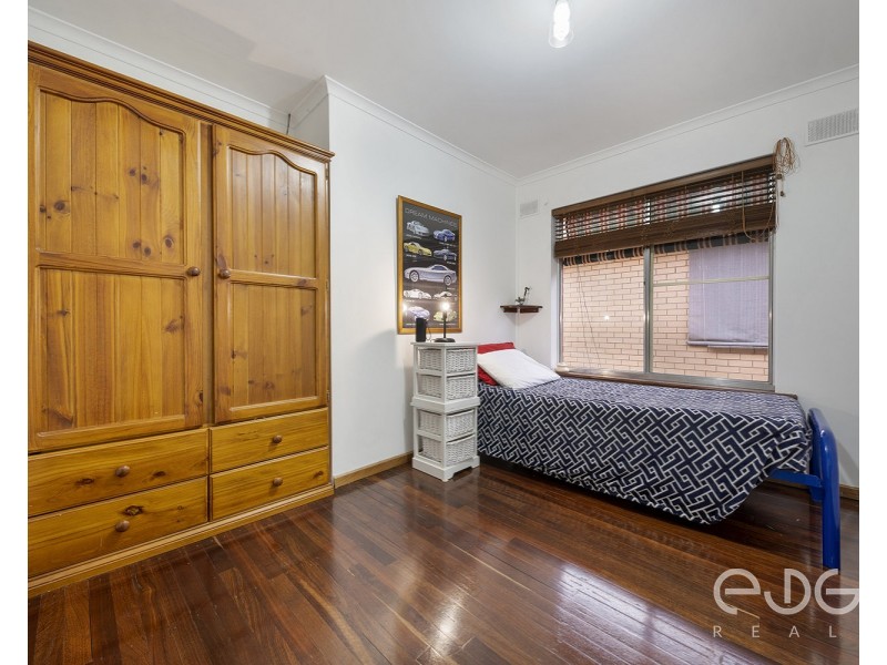 24 Londonderry Avenue, Salisbury Downs SA 5108