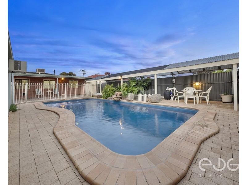 24 Londonderry Avenue, Salisbury Downs SA 5108