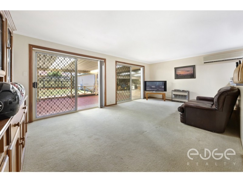 3 Radiata Grove, Salisbury Heights SA 5109
