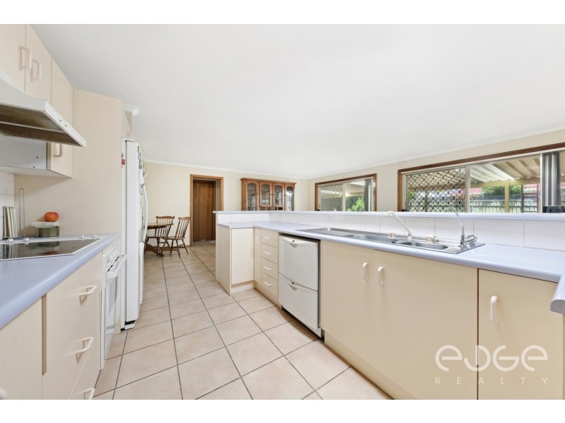 3 Radiata Grove, Salisbury Heights SA 5109