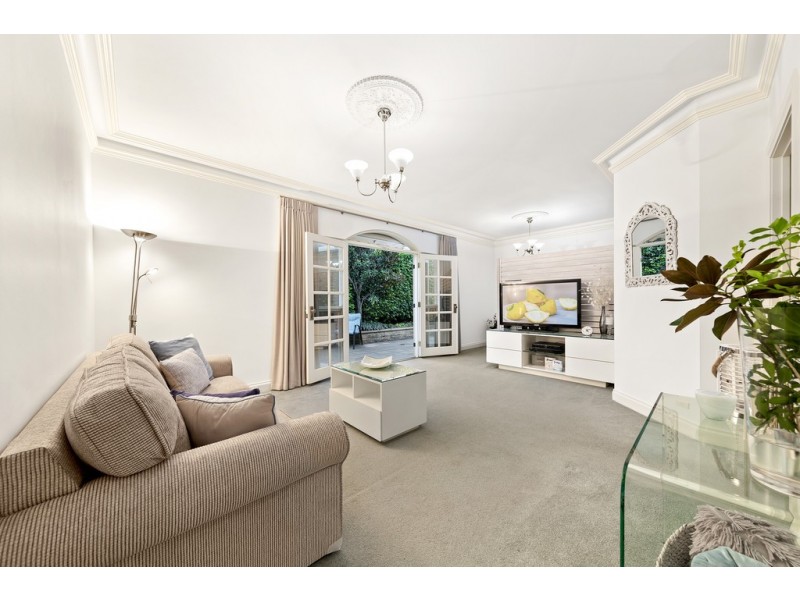 8 Hillstowe Court, Greenwith SA 5125