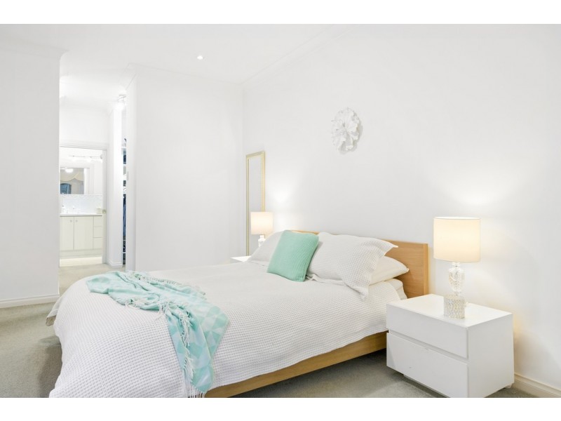 8 Hillstowe Court, Greenwith SA 5125