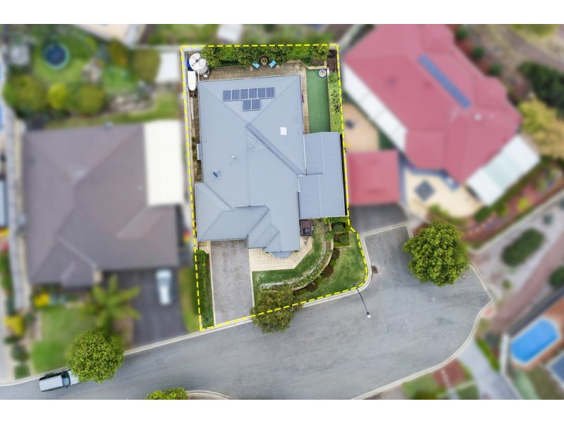 8 Hillstowe Court, Greenwith SA 5125