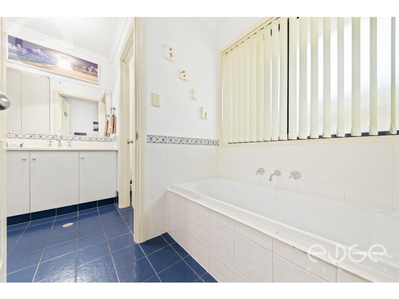 19 Bluegum Drive, Paralowie SA 5108