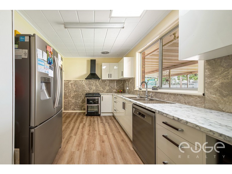 25 Berberis Street, Elizabeth Vale SA 5112