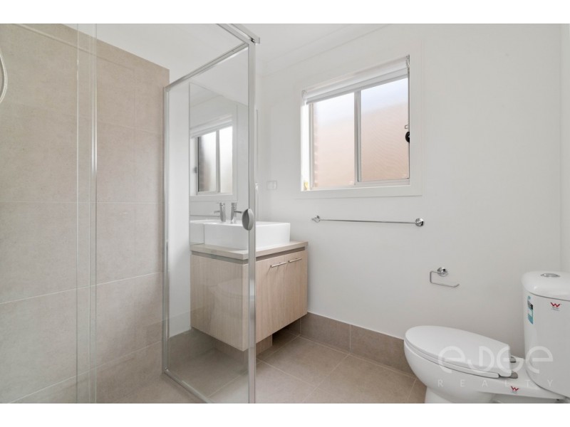 8 Lauren Lane, Munno Para West SA 5115
