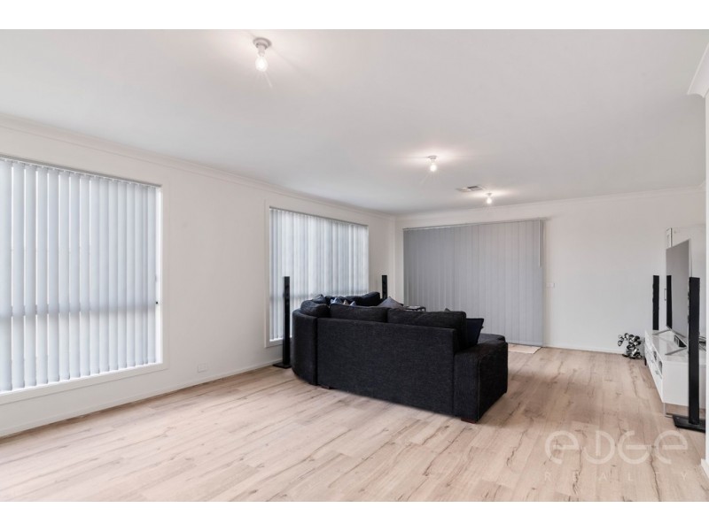 1 Olympic Way, Munno Para West SA 5115