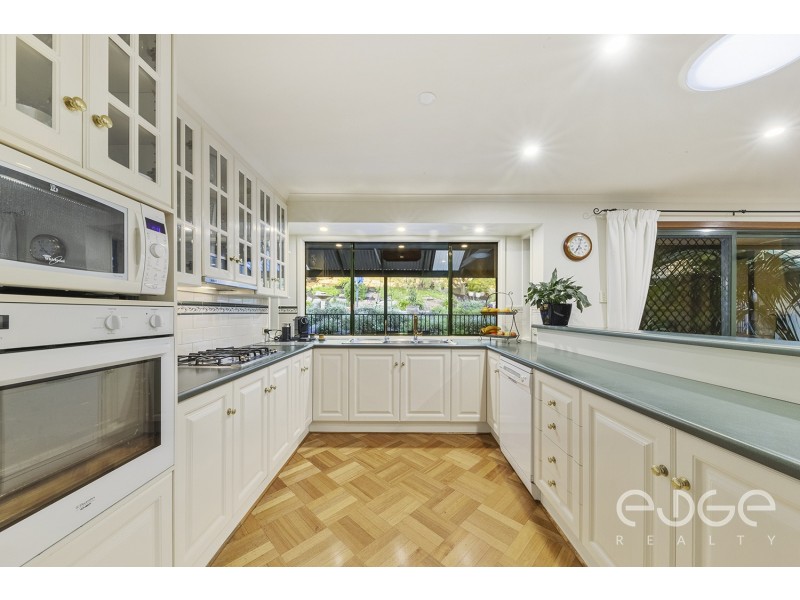 13 Beresina Place, Greenwith SA 5125