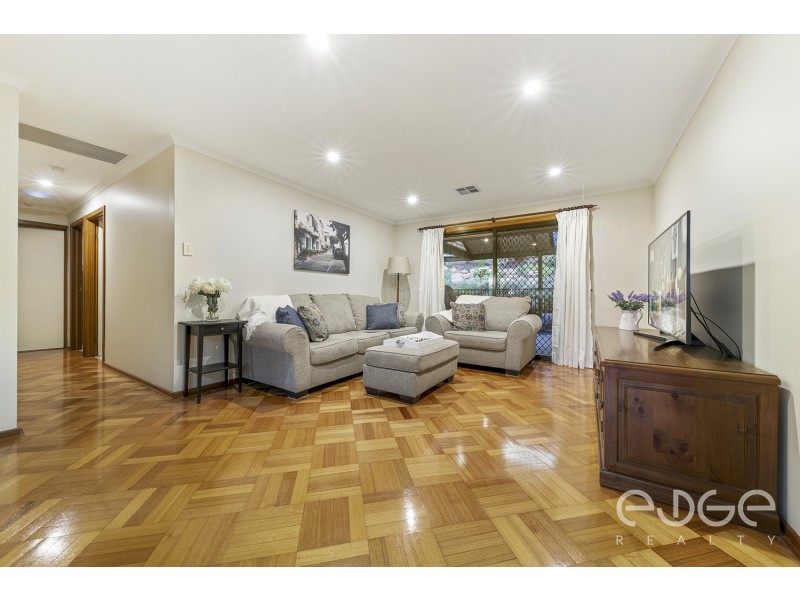 13 Beresina Place, Greenwith SA 5125