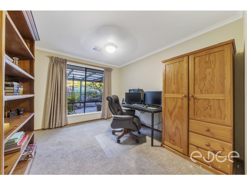 13 Beresina Place, Greenwith SA 5125