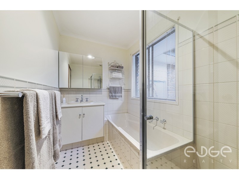 13 Beresina Place, Greenwith SA 5125