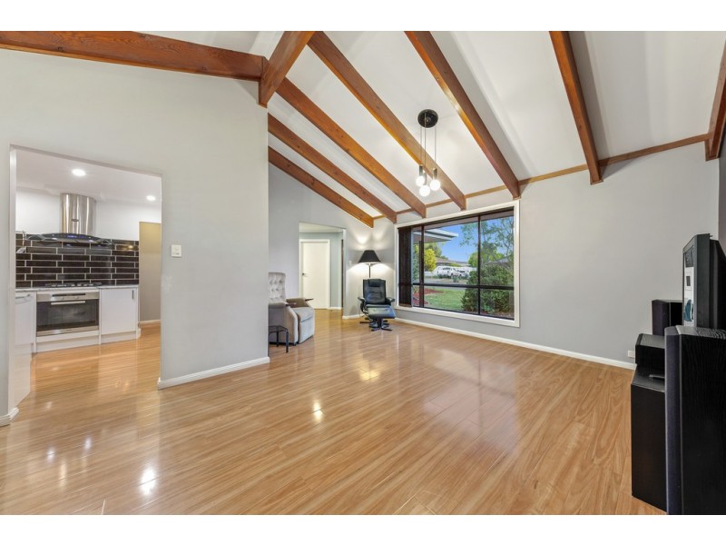 12 Zanoni Crescent, Surrey Downs SA 5126