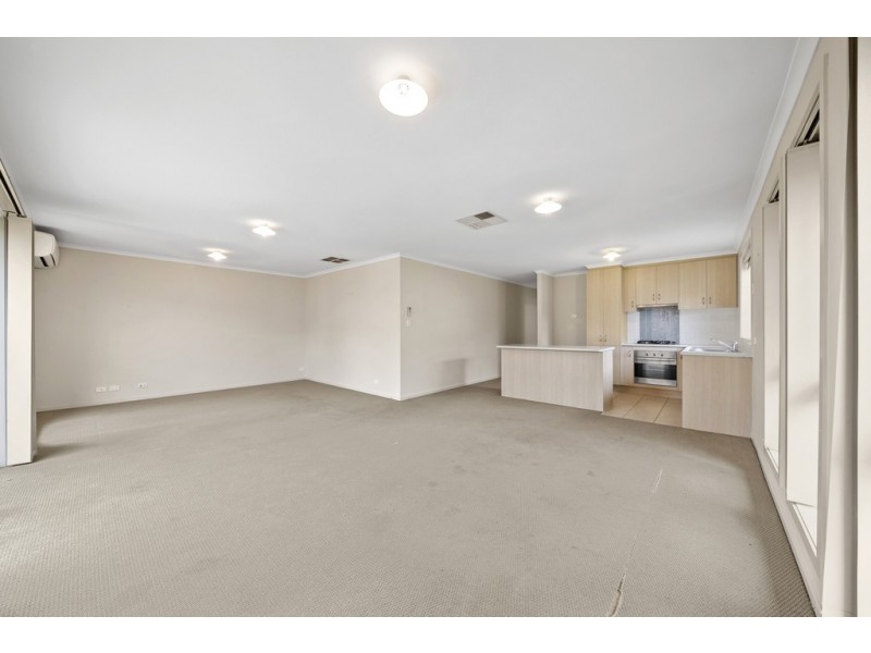 53 Lakeside Drive, Andrews Farm SA 5114