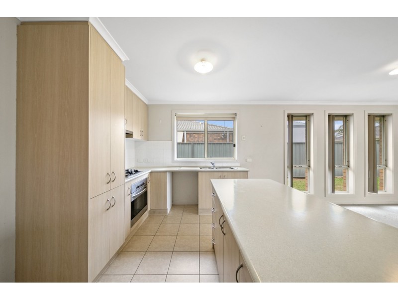 53 Lakeside Drive, Andrews Farm SA 5114
